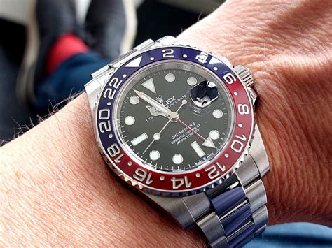 rolex gmt master 2 pepsi wartezeit